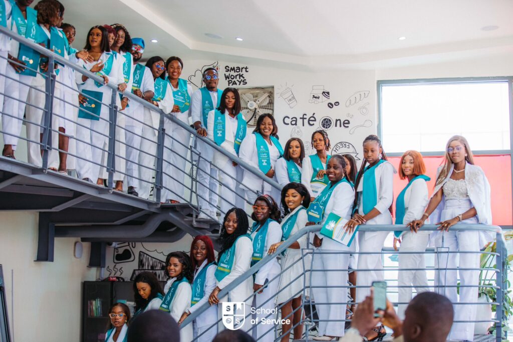Executive Service Takes Centre Stage as School of Service Graduates New Class of Professionals School of Service